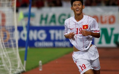 5 sao trẻ 'ngon bổ rẻ' có thể cứu HAGL