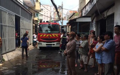 TP.HCM: Cháy nhà, bé gái 8 tuổi bị ngạt khói bên trong