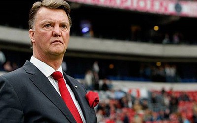 M.U bại trận: Bảng đấu khó, lỗi trọng tài, Van Gaal thì vẫn đúng?