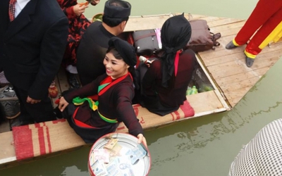 Hội Lim: Mãn nhãn “quái chiêu” nâng tráp xin tiền của liền anh