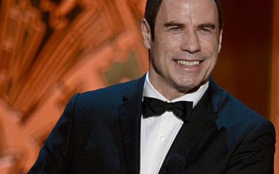 Tài tử Holywood John Travolta bị tiết lộ tình yêu đồng tính