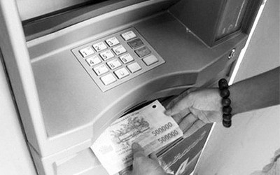 NHNN tiếp tục "bật đèn xanh" cho thu phí ATM nội mạng