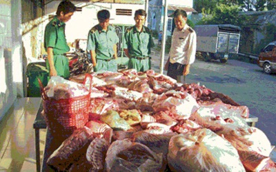 Bắt giữ hàng loạt vụ việc liên quan đến thực phẩm bẩn