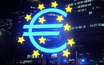 Pháp - Đức suy thoái trầm trọng, ai cứu Eurozone?