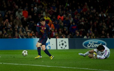 Messi khó vượt kỷ lục Gerd Muller vì dính chấn thương nặng