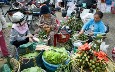 Đi chợ trầu cau mùa cưới