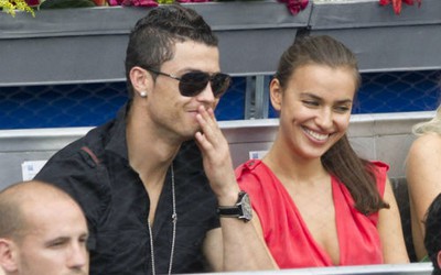 Irina Shayk tính kế trói chân Rô điệu