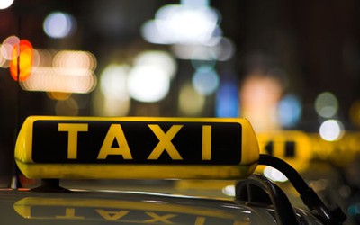 Phạt 9 doanh nghiệp taxi vì không kê khai giá cước