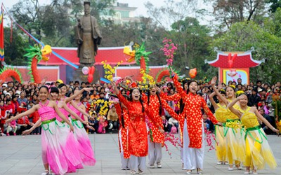 Tin nóng: Công chức, viên chức nghỉ Tết Quý Tỵ 9 ngày