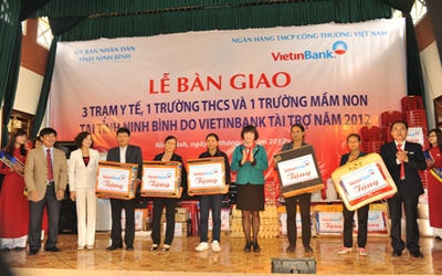 VietinBank bàn giao công trình từ thiện gần 18 tỷ đồng