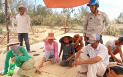 Nhà máy gây ô nhiễm, dân đau khổ, chính quyền “bất lực”