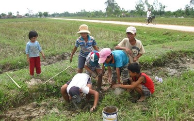 Kỳ lạ tục chọn người hùng bằng tài... săn chuột