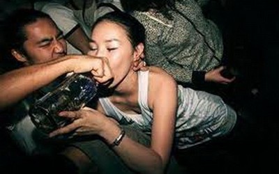 Teen mất "đời gái" vì mê bar