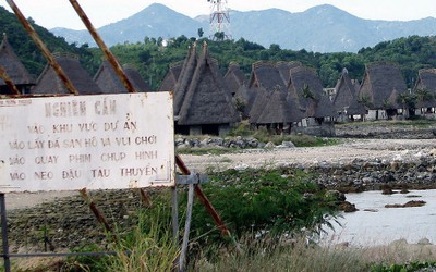 Ông chủ ở tù, nhà thầu "liên minh” thâu tóm Rusalka