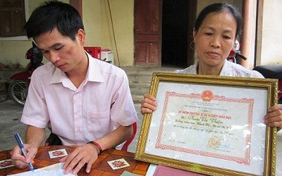 30 năm "trồng người", ngày về không một đồng trợ cấp