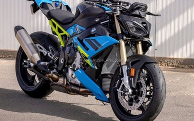 BMW S 1000 R 2026 trình làng, nâng cấp toàn diện sức mạnh và trang bị