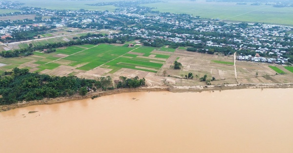 Đà Nẵng: Sạt lở bủa vây, hàng trăm hộ dân sống trong nỗi lo mất đất, mất đường