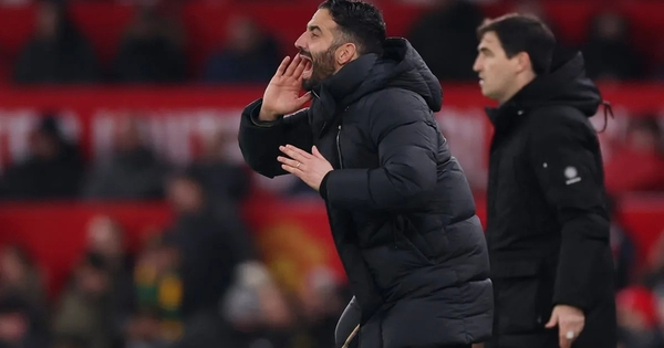 HLV Amorim lên tiếng sau trận hòa 8 bàn thắng của Manchester United