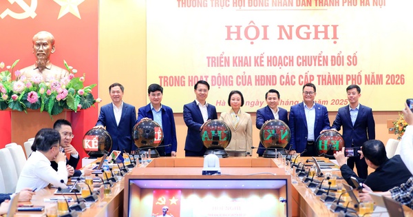 Hà Nội: Chuyển đổi số trong hoạt động của HĐND là yêu cầu bắt buộc