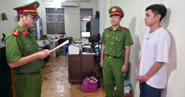 Bắt tạm giam nhân viên ngân hàng dùng chiêu lừa chiếm đoạt 1,1 tỷ đồng của nạn nhân