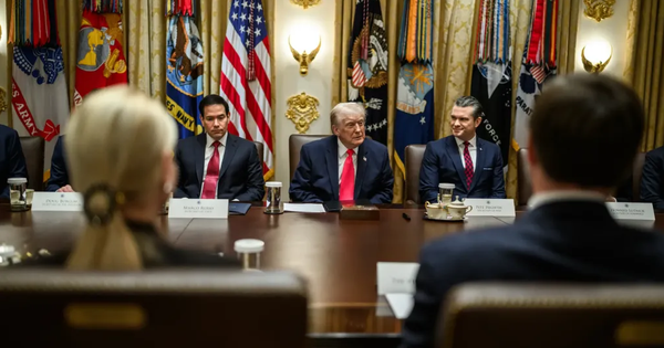 Đằng sau việc Mỹ đẩy mạnh kế hoạch đưa phi hành gia trở lại Mặt Trăng