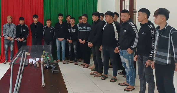 Mang hung khí đi tìm người đánh nhau, 20 đối tượng bị khởi tố