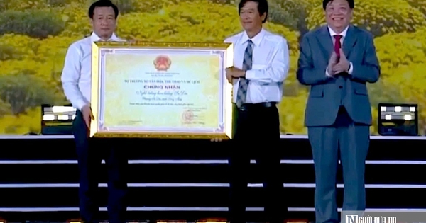 Khát vọng phát triển kinh tế di sản nhìn từ những khóm hoa Sa Đéc