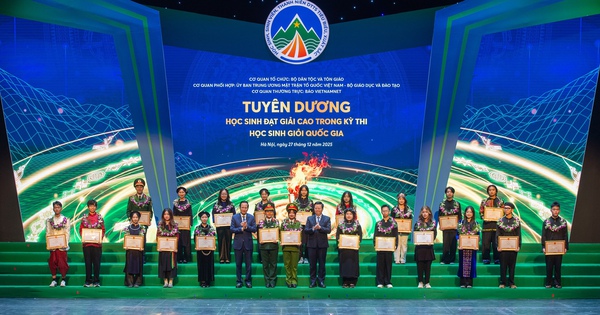 Từ bản làng xa xôi đến ước mơ vươn ra biển lớn