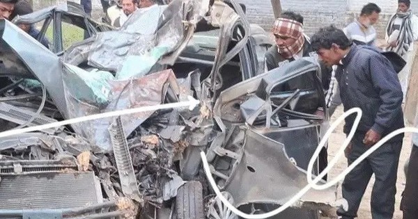 Ô tô đâm vào gốc cây, 4 người trên xe tử vong thương tâm