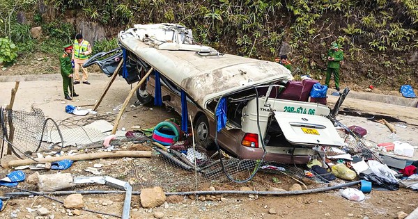 Lật xe làm 9 người tử vong: Cập nhật sức khỏe những nạn nhân được chuyển về Hà Nội cấp cứu