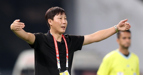 Tin vui cho HLV Kim Sang-sik và bóng đá Việt Nam