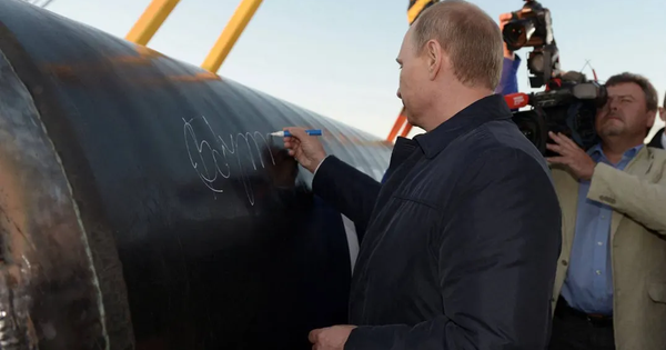 Đằng sau việc dòng khí đốt Nga qua đường ống tới châu Âu chạm đáy 50 năm