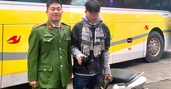 Nam thanh niên 18 tuổi nhịn đói 2 ngày, chạy xe máy đi gặp 