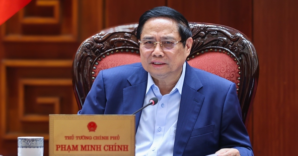 Xây dựng chính sách vượt trội để thí điểm một số khu thương mại tự do