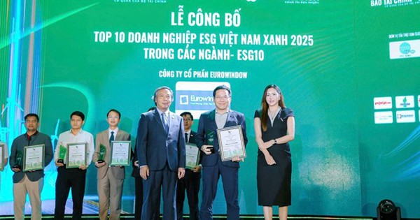 Eurowindow tự hào Top 10 Doanh nghiệp ESG Việt Nam Xanh 2025