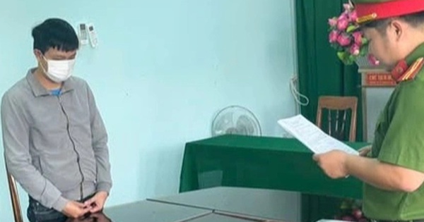 Nghiện cá độ, nhân viên ngân hàng lừa đảo hơn 2 tỷ đồng