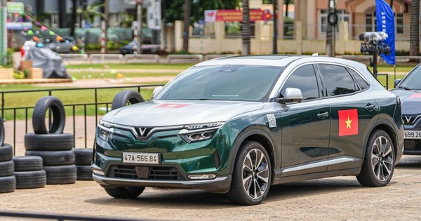 Chỉ còn vài ngày chớp cơ hội “mua 4 bánh trúng 2 bánh” khi chốt VinFast VF 8