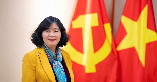 Chủ tịch MTTQ Việt Nam Bùi Thị Minh Hoài ứng cử Đại biểu Quốc hội tại Phú Thọ