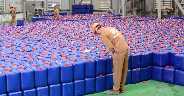 Cổ phiếu Hóa chất Đức Giang (DGC) giảm kịch sàn sau khi lãnh đạo bị bắt