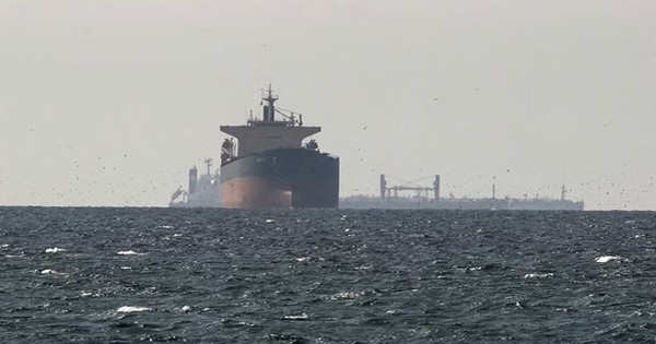 Tổng thống Trump không hài lòng khi các nước đồng minh không tham gia hộ tống tàu ở Hormuz