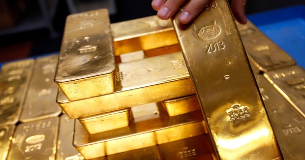 Giá vàng chiều nay (19/3): Chốt ngày, vàng lao dốc không phanh, người mua lỗ 7,5 triệu đồng/lượng