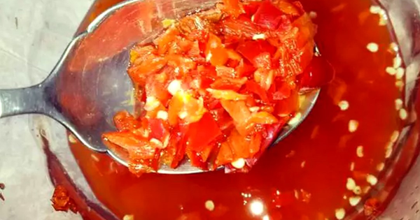 Bé 2 tuổi tử vong vì tò mò ăn món 