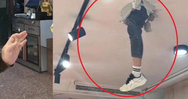 Nhìn lên trần nhà, người đàn ông sốc nặng thấy cảnh tượng 