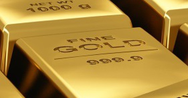 Giá vàng chiều nay (26/3): Giá vàng SJC và vàng nhẫn đảo chiều liên tục, người dân xếp hàng bán số lượng lớn