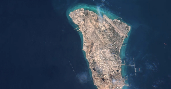 Ông Trump cảnh báo phá hủy giếng dầu, đảo Kharg nếu Hormuz không mở lại ngay