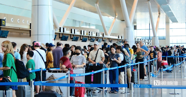 Tour Trung Đông đồng loạt tạm dừng, doanh nghiệp khẩn trương ứng phó