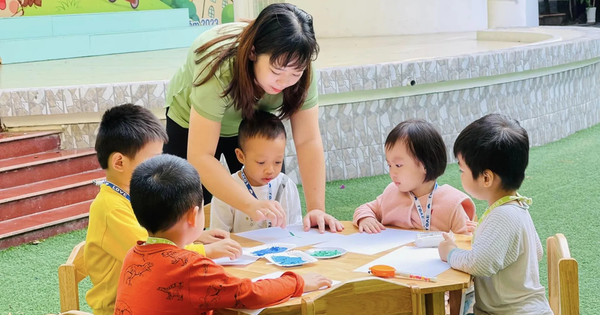 Giáo viên nữ có con nhỏ dưới 1 tuổi được giảm giờ dạy