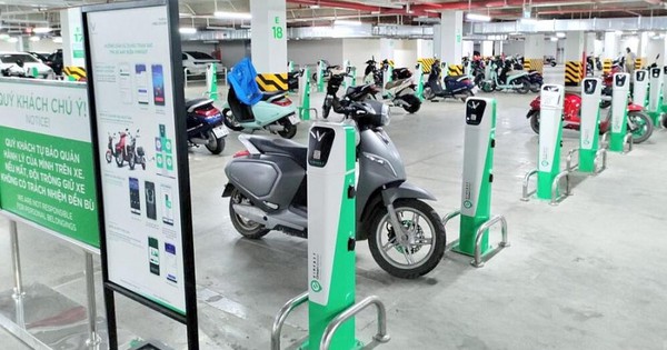 Thủ tướng chỉ đạo phát triển hạ tầng trạm sạc xe điện tại chung cư