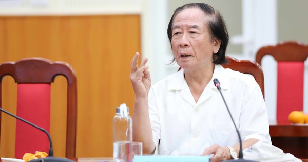 Miễn phí xe buýt: “Chúng ta có cần xa xỉ quá sớm thế không?”