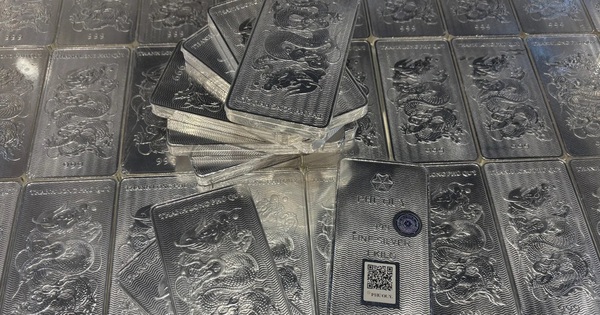 Giá bạc hôm nay (15/4): Giá bạc thế giới bùng nổ kéo giá bạc trong nước tăng mạnh